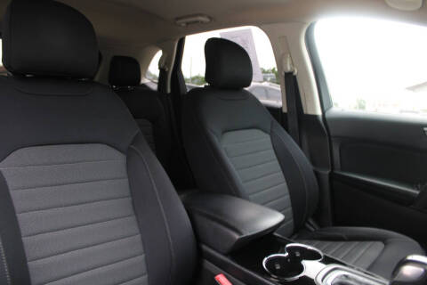 2018 Ford Edge SE