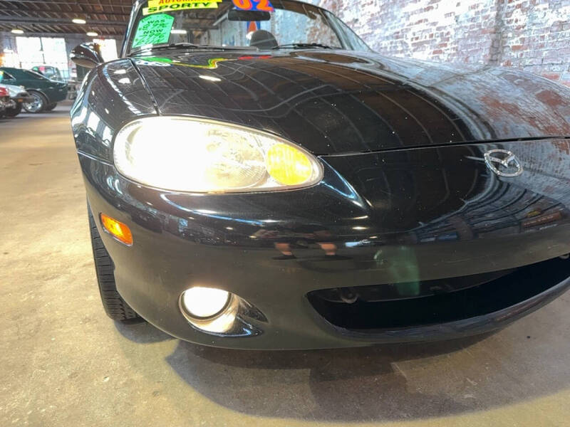2002 Mazda MX-5 Miata