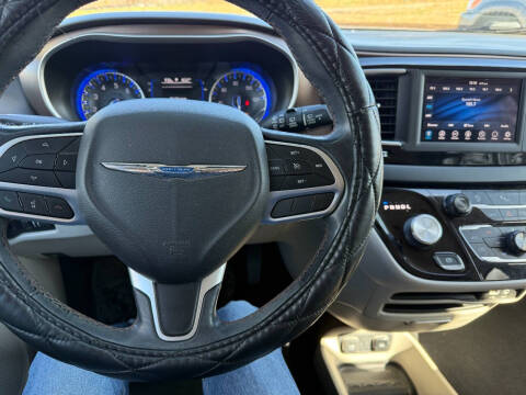 2018 Chrysler Pacifica Touring L