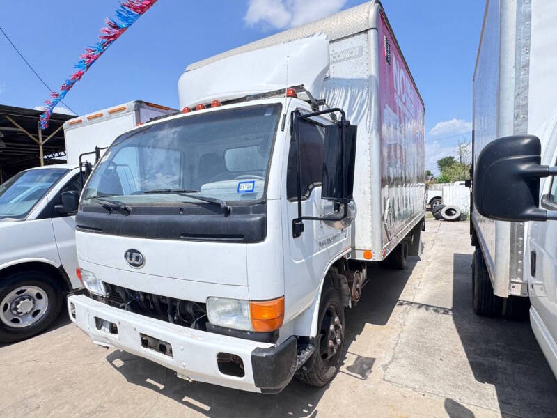 2000 UD Trucks UD1400