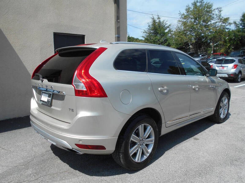 2017 Volvo XC60 T5 Inscription