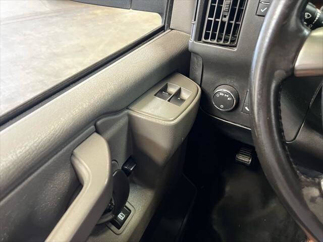 2017 Chevrolet Express 2500