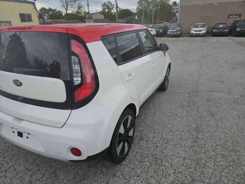 2019 Kia Soul +