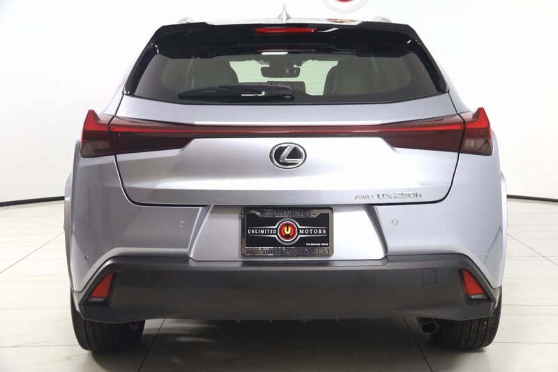 2023 Lexus UX 250h Premium