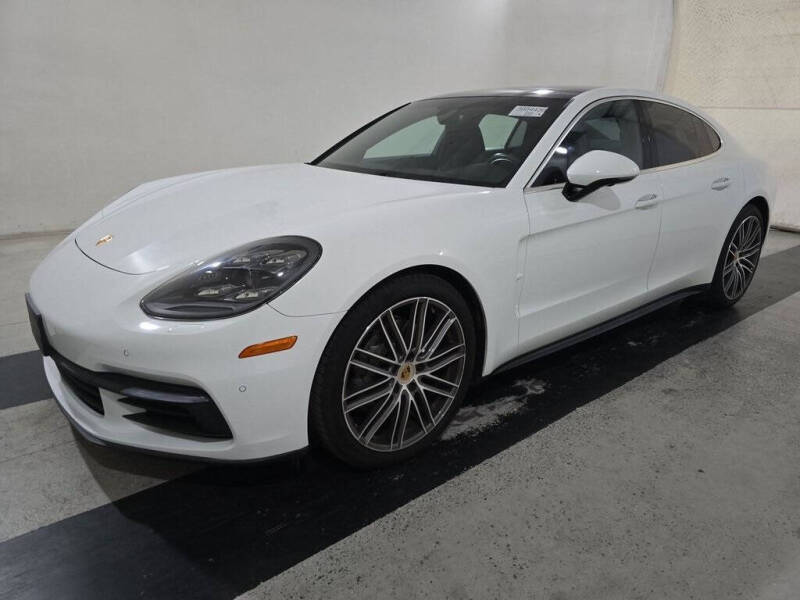 2018 Porsche Panamera 4S