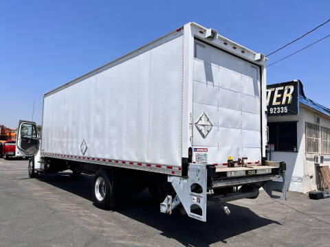 2017 Freightliner M2 106