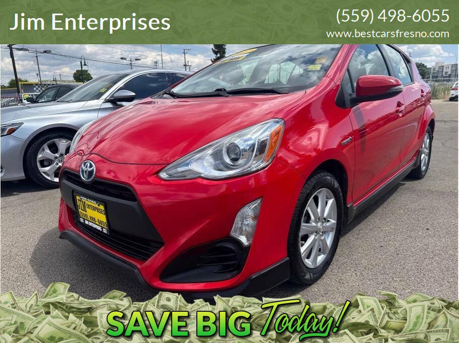 2017 Toyota Prius c Two's photo