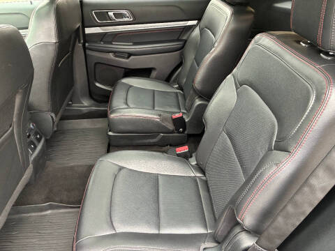 2018 Ford Explorer Sport