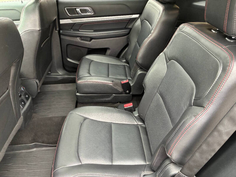 2018 Ford Explorer Sport