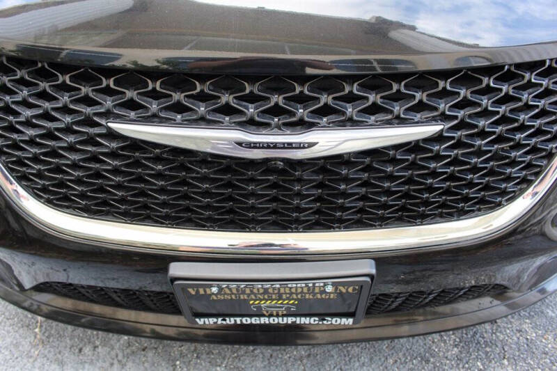 2022 Chrysler Pacifica Touring L