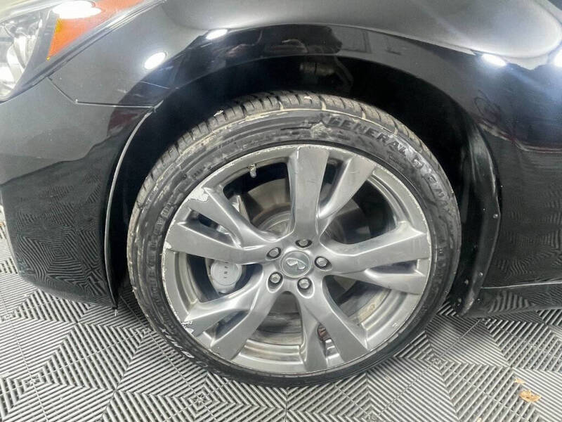 2017 Infiniti Q70L 3.7