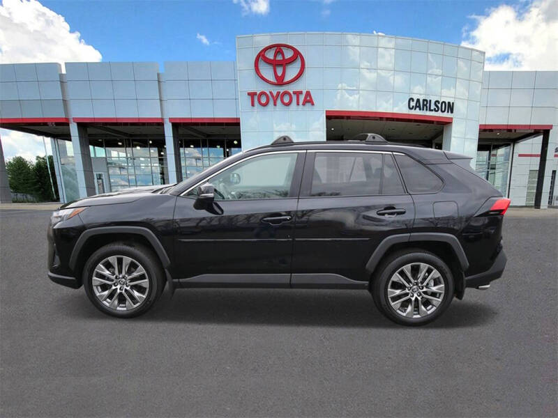 2022 Toyota RAV4 XLE Premium
