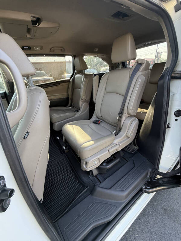2019 Honda Odyssey Elite