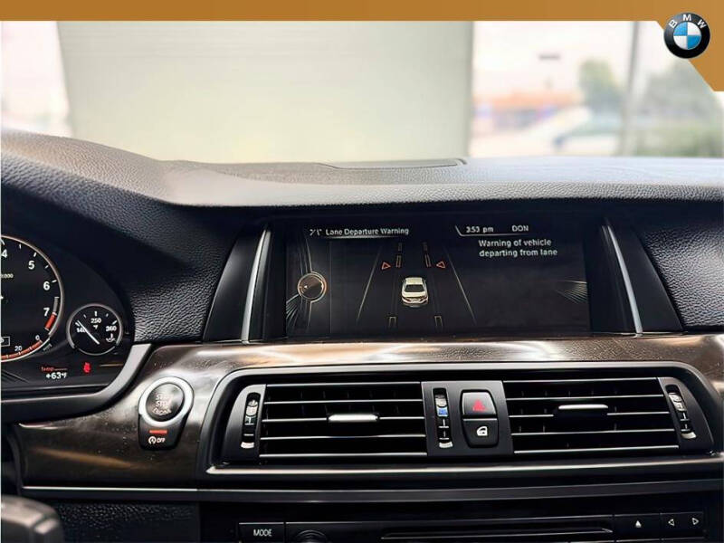 2016 BMW 5 Series 528i