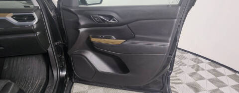 2017 GMC Acadia SLE-2