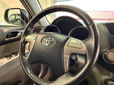 2010 Toyota Highlander SE