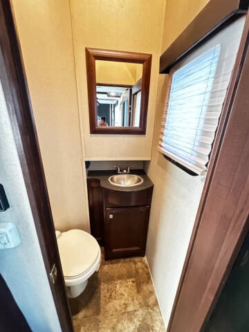 2014 Keystone RV Voltage