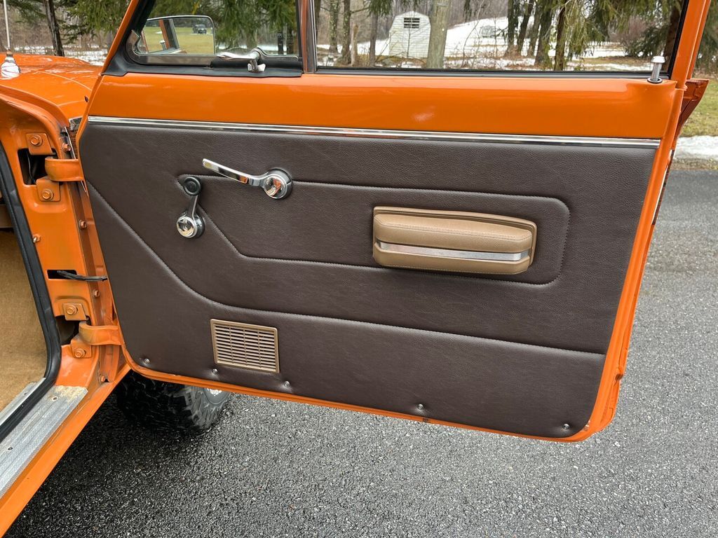 1977 Jeep Wagoneer 61