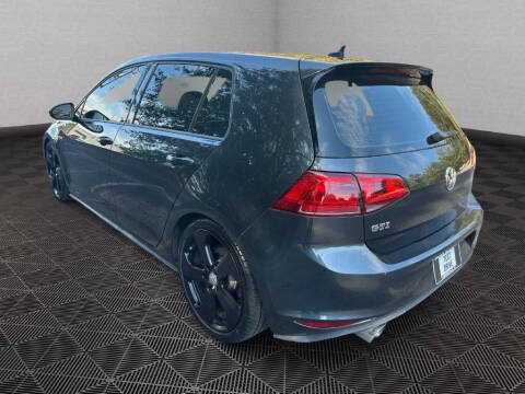 2017 Volkswagen Golf GTI S