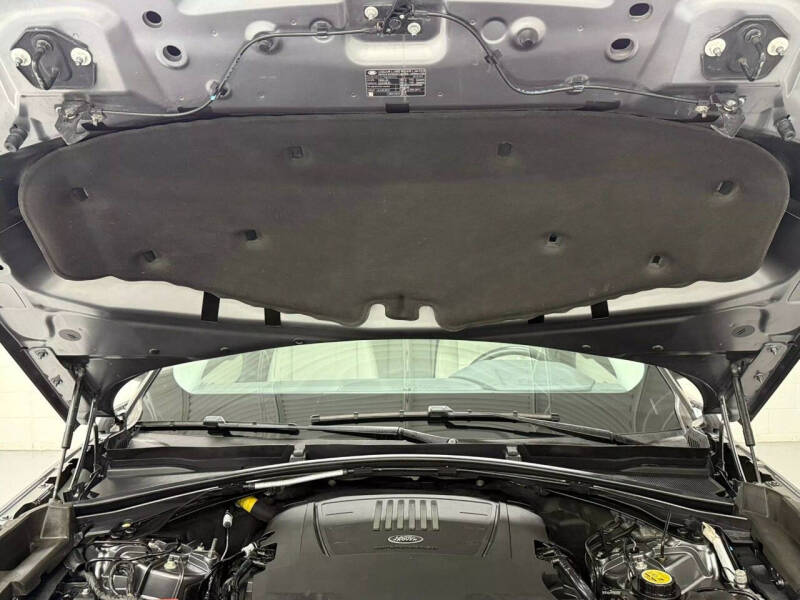 2018 Land Rover Range Rover Velar P380 R-Dynamic SE