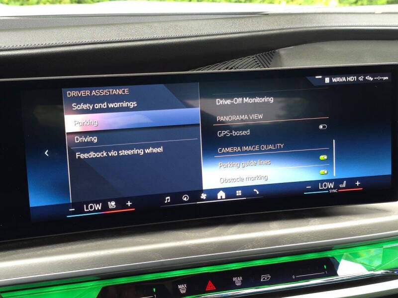 2023 BMW 7 Series 740i