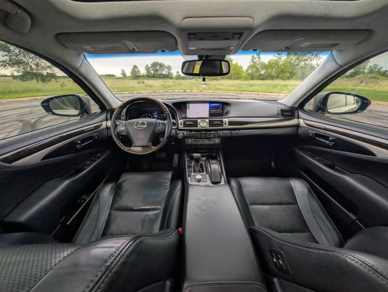 2017 Lexus LS 460 L