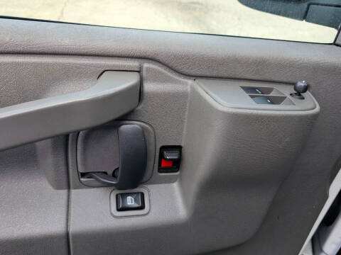 2021 Chevrolet Express 2500