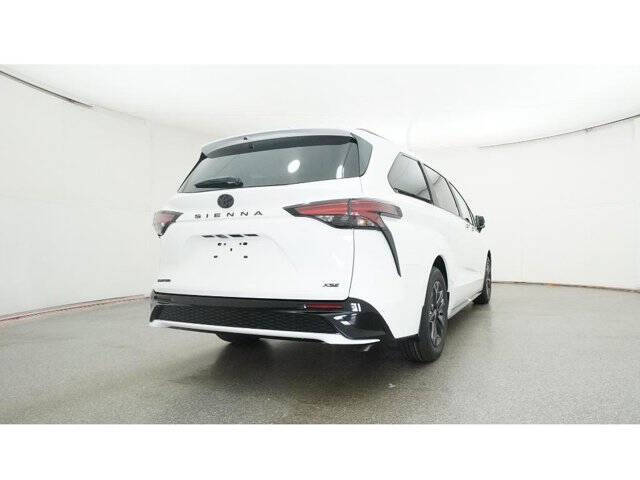 2026 Toyota Sienna XSE 7-Passenger