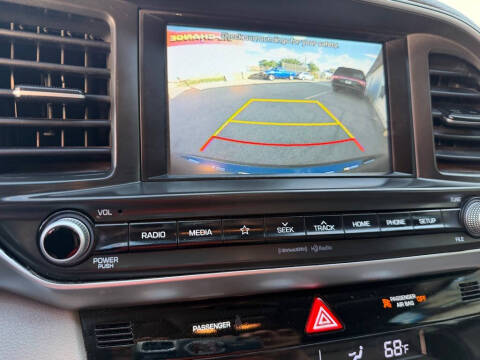 2020 Hyundai Elantra