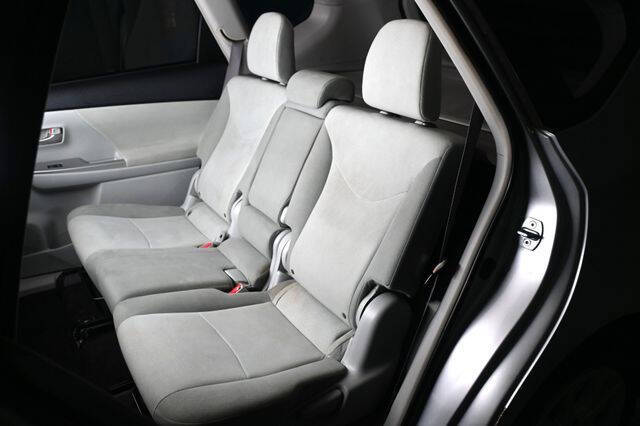 2013 Toyota Prius v Three