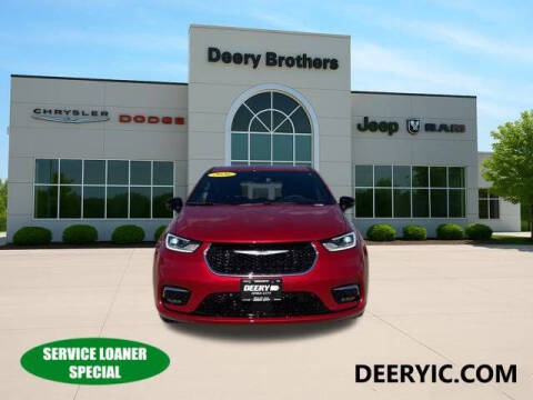 2026 Chrysler Pacifica Select