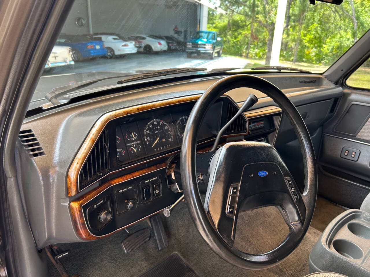 1989 Ford Bronco 21