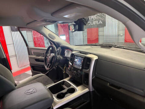 2019 RAM 1500 Classic SLT