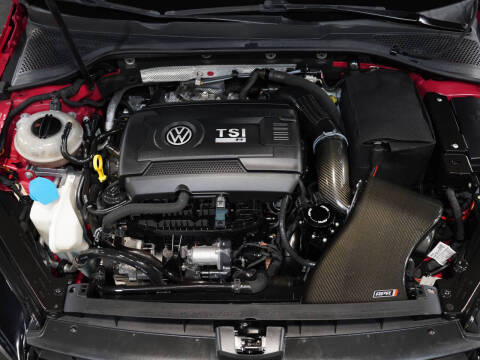 2016 Volkswagen Golf R 4Motion