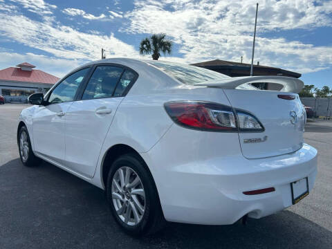 2013 Mazda MAZDA3 i Touring