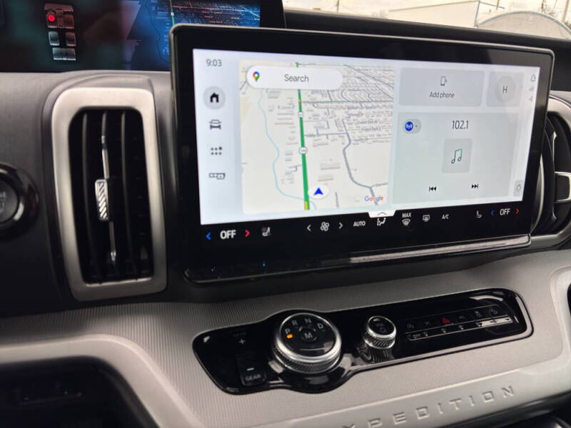 2025 Ford Expedition MAX Active
