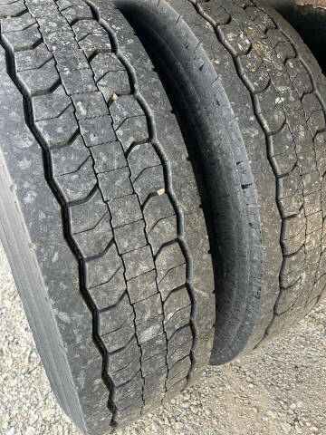 2005 Freightliner M2 106