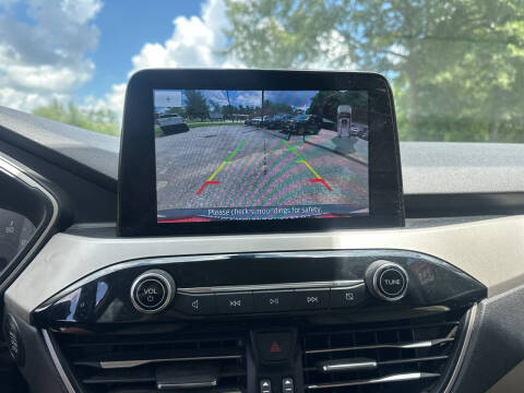 2021 Ford Escape SEL