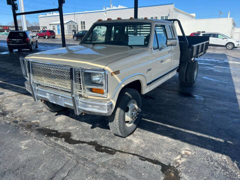 1986 Ford F-250 for sale at A & B AUTO SALES in Chillicothe MO