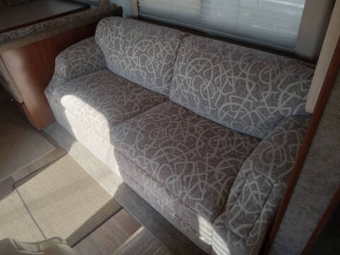 2002 Freightliner XC Chassis