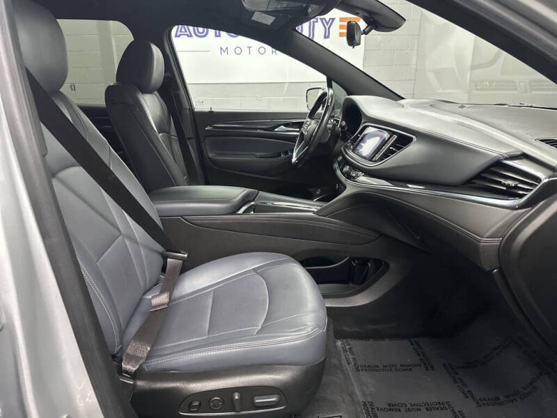 2022 Buick Enclave Premium