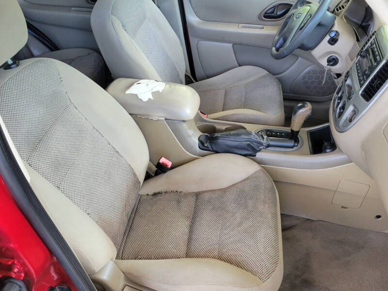 2005 Ford Escape XLT