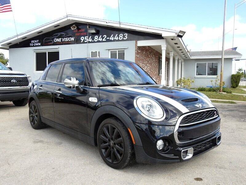 2017 MINI Hardtop 4 Door for sale at One Vision Auto in Hollywood FL