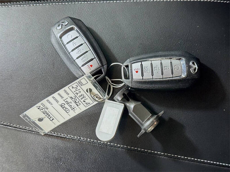 2022 Infiniti QX50 Essential