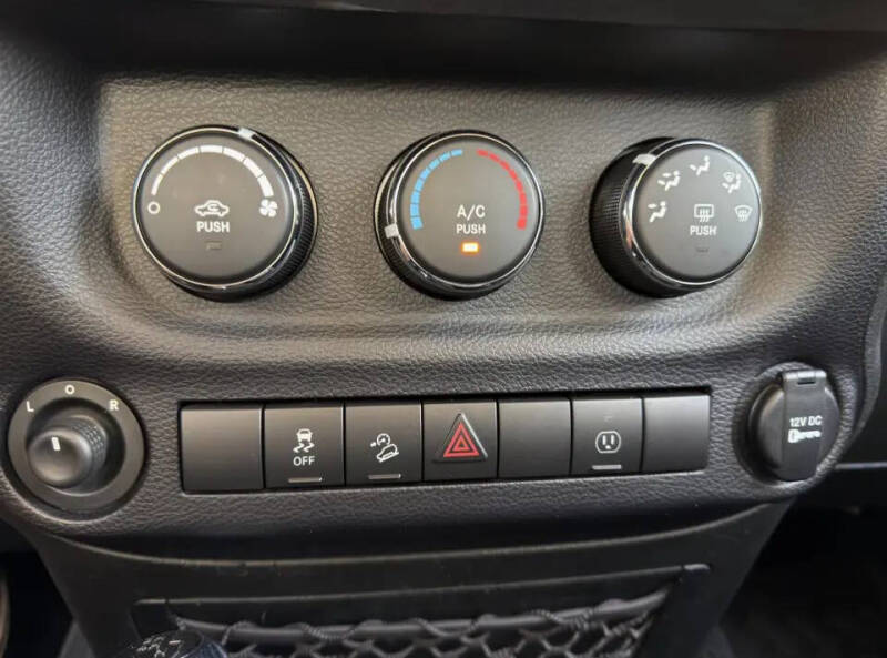 2014 Jeep Wrangler Sahara