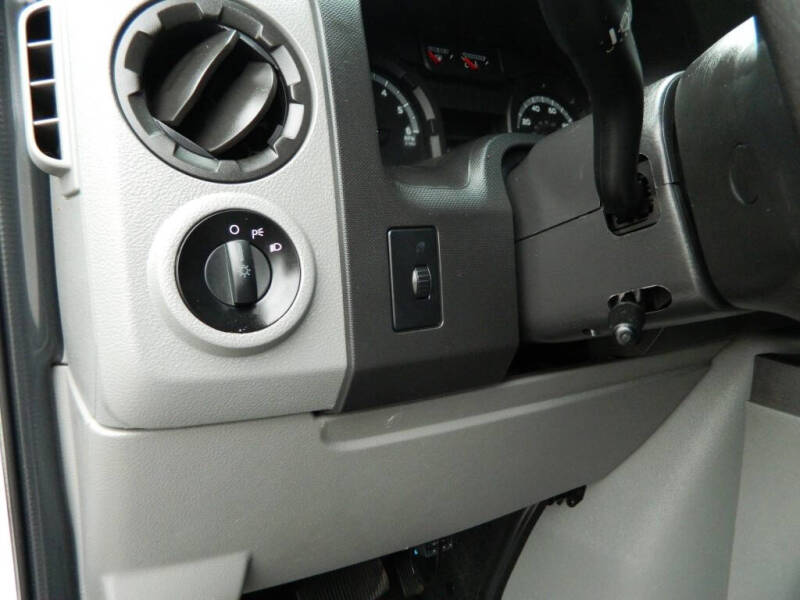 2013 Ford E-Series E-150