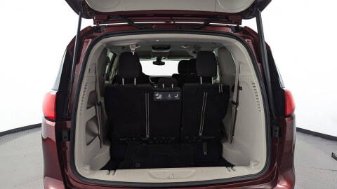 2017 Chrysler Pacifica Touring Plus