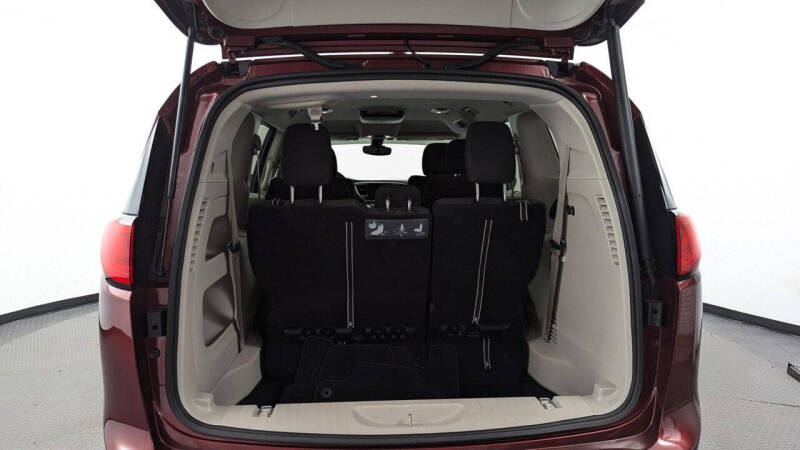 2017 Chrysler Pacifica Touring Plus