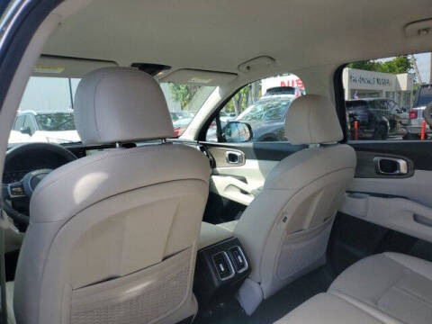 2023 Kia Sorento X-Line S