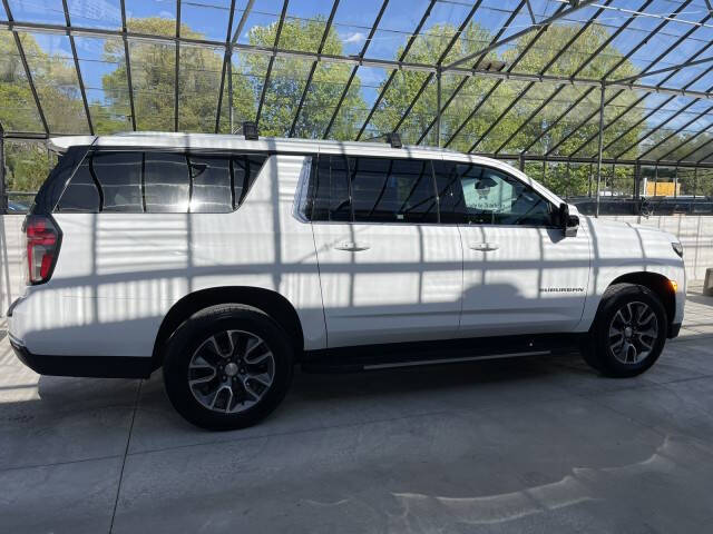 2022 Chevrolet Suburban LT